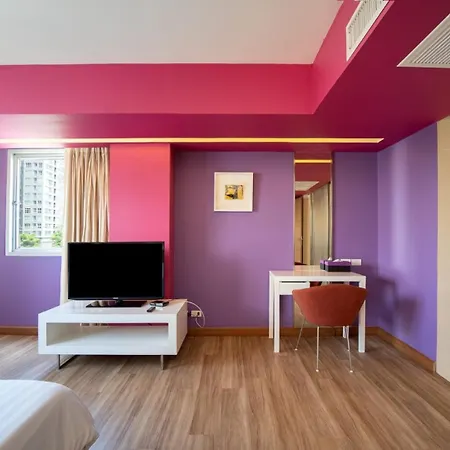 Veronica Residence