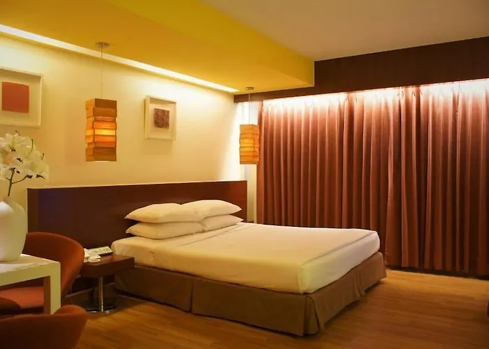Veronica Hotel 3*