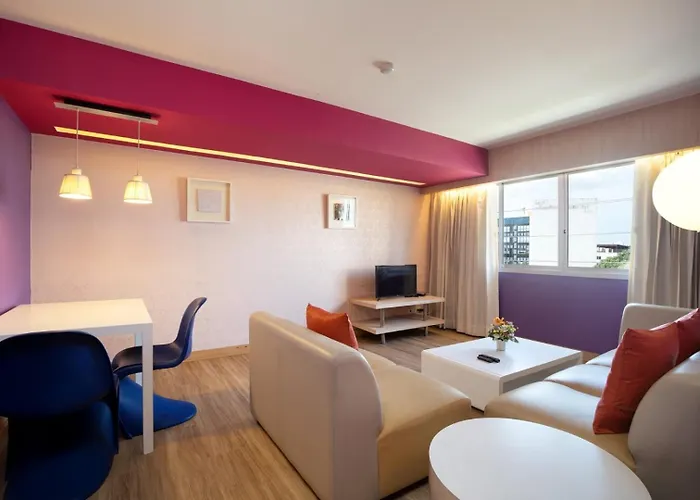 Veronica Hotel