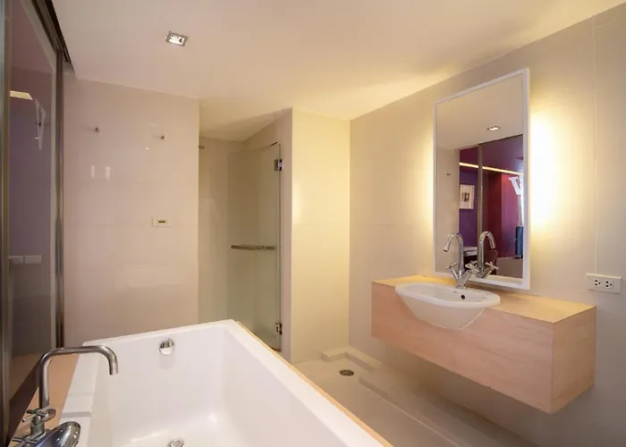 Veronica Hotel 3*
