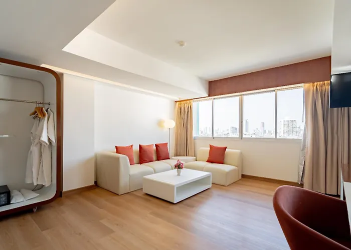 Veronica Hotel