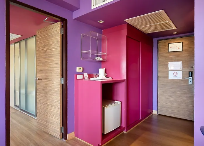 Veronica Hotel 3*